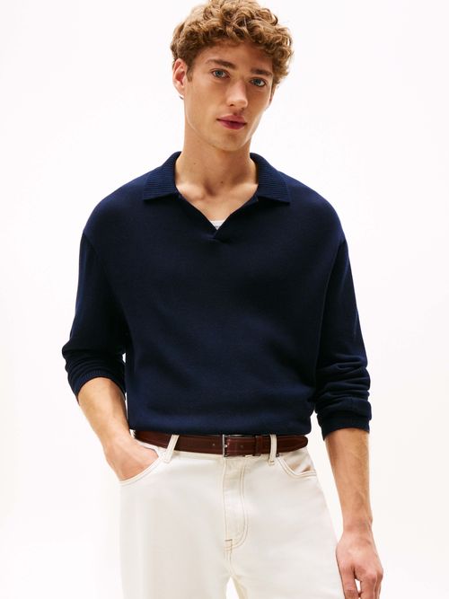 Sueter-tipo-polo-con-tapeta-abierta-de-hombre-Tommy-Hilfiger-MW0MW40444-DW5