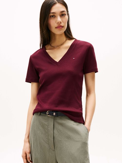 Playera-slim-con-cuello-de-pico-de-mujer-Tommy-Hilfiger-WW0WW40584-XIH