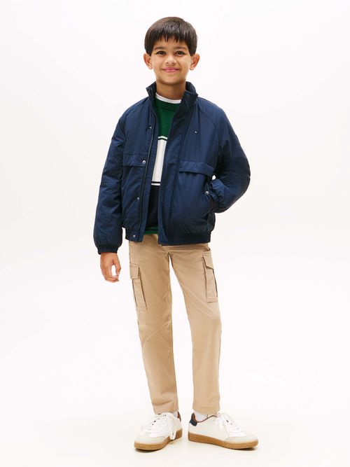 Chamarra-rompevientos-con-bolsillos-frontales-de-nino-Tommy-Hilfiger-KB0KB09880-C1G