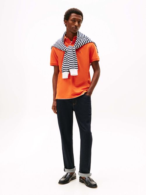 Polo-1985-de-pique-con-corte-regular-de-hombre-Tommy-Hilfiger-MW0MW32348-SCX