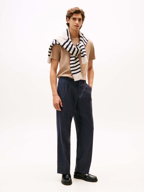 Playera-de-cuello-redondo-con-logo-bordado-de-hombre-Tommy-Hilfiger-MW0MW39995-AFE