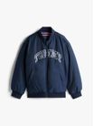Chamarra-bomber-Varsity-amplia-y-reversible-de-nino-Tommy-Hilfiger-KB0KB09957-C1G