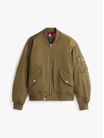 Chamarra-bomber-amplia-de-hombre-Tommy-Hilfiger-MW0MW40593-RBN