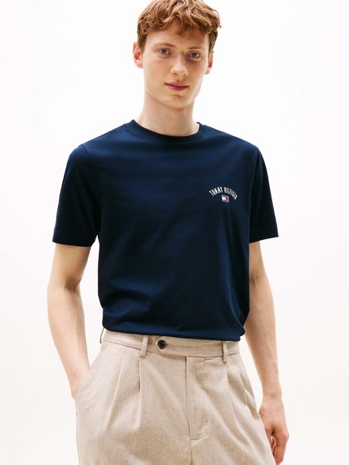 Playera-de-cuello-redondo-con-estampado-de-hombre-Tommy-Hilfiger-MW0MW40032-DW5