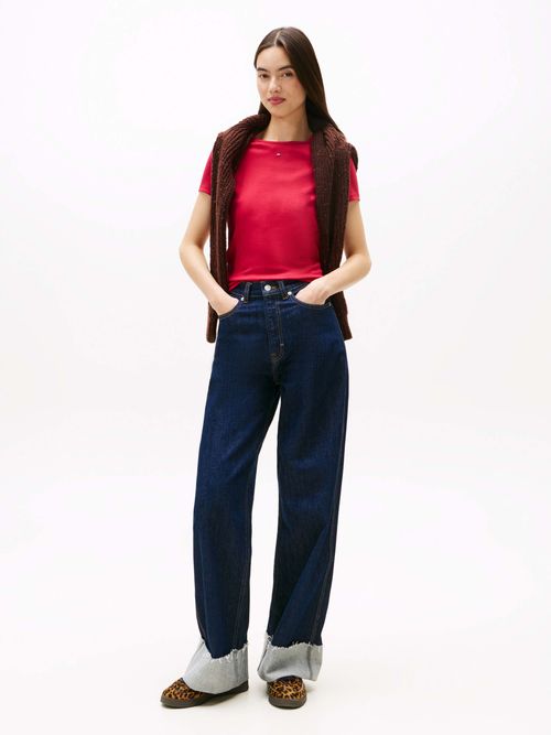 Playera-acanalada-de-corte-slim-de-mujer-Tommy-Jeans-DW0DW17383-XJP