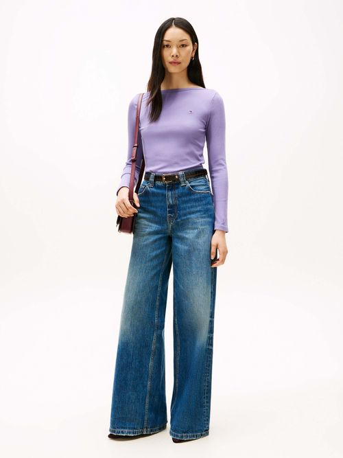 Playera-slim-con-cuello-barco-de-mujer-Tommy-Hilfiger-WW0WW47309-W0G