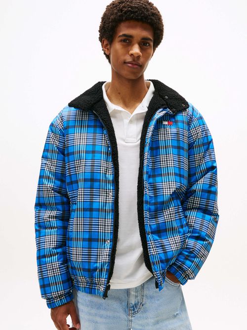 Chamarra-amplia-reversible-de-peluche-de-hombre-Tommy-Jeans-DM0DM22064-0GY