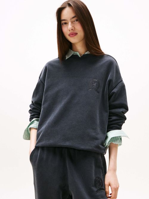 Sudadera-de-cuello-redondo-con-logo-bordado-de-mujer-Tommy-Jeans-DW0DW21586-BDS