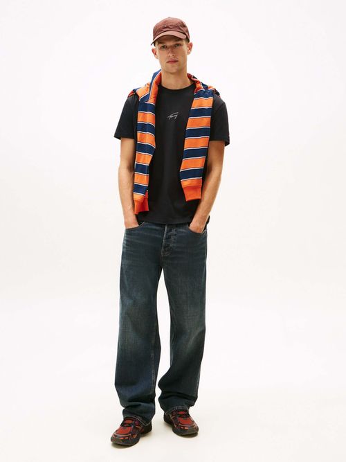 Playera-de-punto-con-logo-tonal-de-hombre-Tommy-Jeans-DM0DM22138-BDS