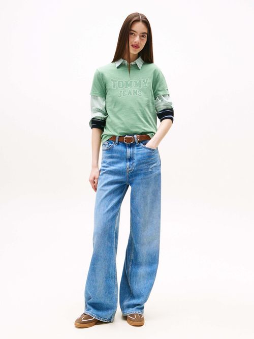 Playera-de-cuello-redondo-con-escudo-de-mujer-Tommy-Jeans-DW0DW21966-MAS