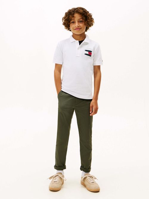 Polo-regular-con-logo-estampado-en-el-pecho-de-niño-Tommy-Hilfiger-KB0KB10134-YBR