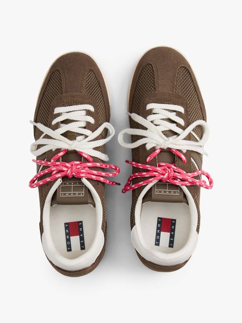 Tenis-con-cordones-y-suela-dentada-de-mujer-Tommy-Jeans-EN0EN02862-RBM