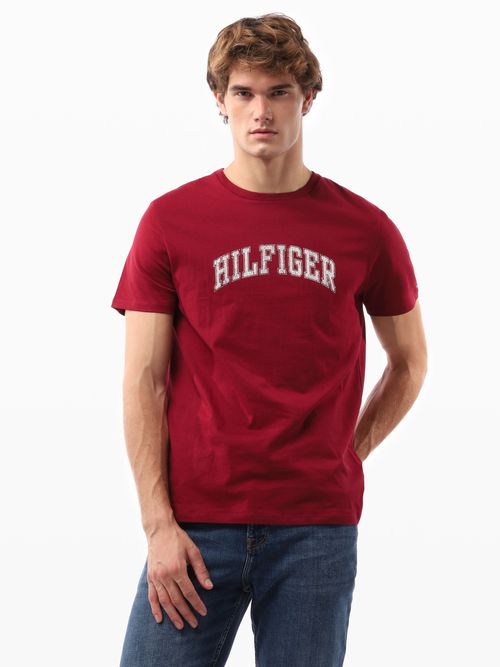 Playera-de-Corte-Regular-con-Logo-Estampado-de-Hombre-Tommy-Hilfiger-XM05710-XJS