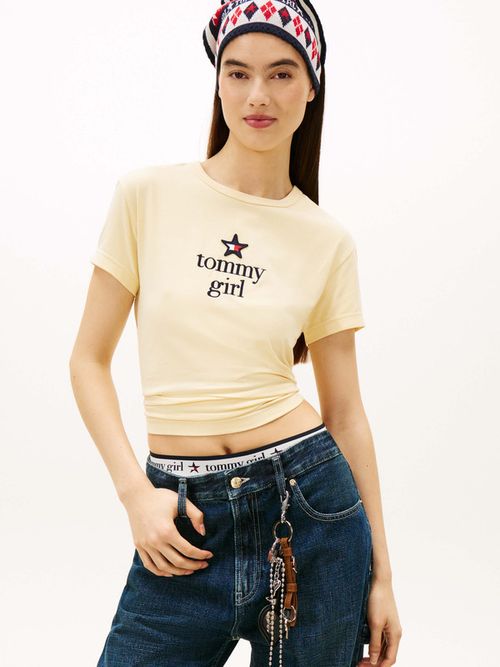 Playera-Casual-Tommy-Girl-Unisex-Tommy-Jeans-DN0DN00094-ZGA