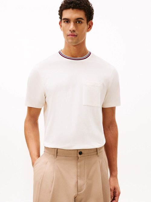 Playera-De-Cuello-Redondo-Con-Cuello-Distintivo-De-Hombre-Tommy-Hilfiger-MW0MW41472-Z00