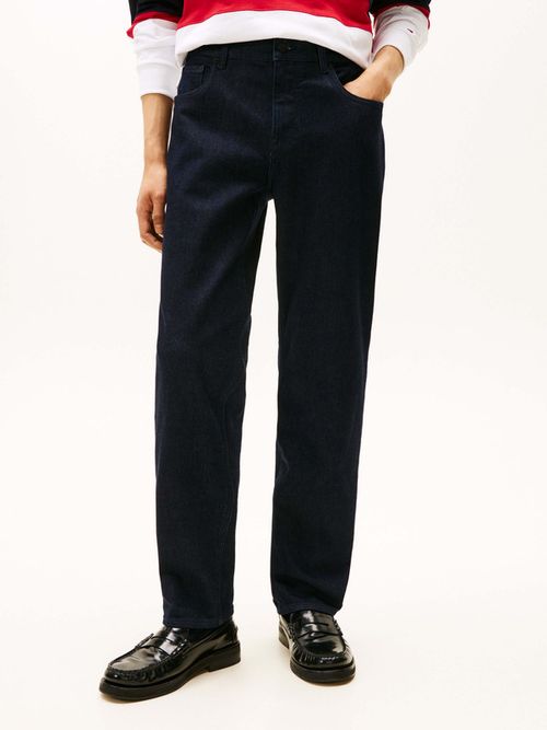 Playera-Tipo-Rugby-Con-Franjas-Y-Escudo-Bordado-De-Hombre-Tommy-Hilfiger-MW0MW40158-1BQ