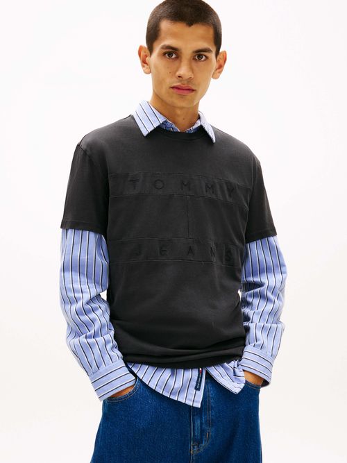Playera-comoda-y-moderna-con-el-branding-iconico-DM0DM22312-BDS