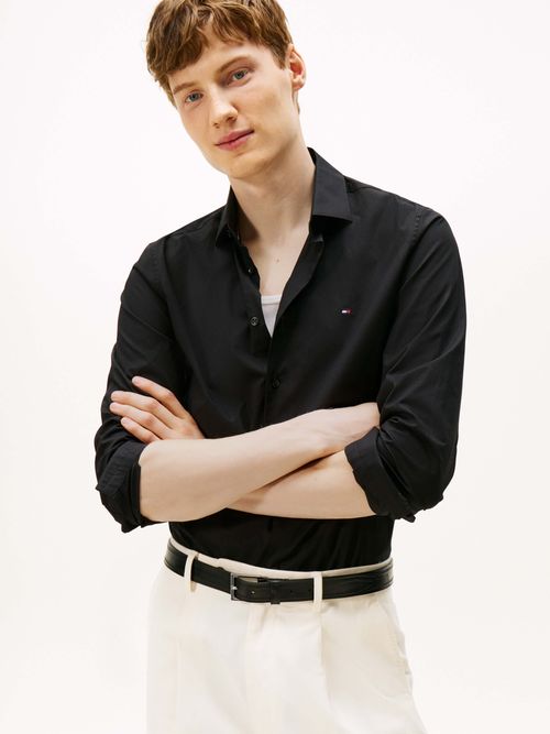 Camisa-clasica-con-cuello-camisero-y-detalles-iconicos-de-la-marca-MW0MW38347-BDS