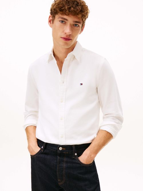 Camisa-clasica-con-cuello-camisero-y-detalles-iconicos-de-la-marca-MW0MW41661-YBR