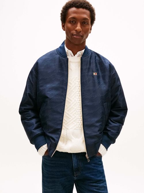 Chamarra-funcional-con-diseno-clasico-y-branding-iconico-MW0MW42011-DW5