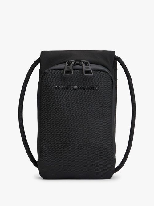 Bolso-Travel-Con-Solapa-Y-Logo-De-Hombre-Tommy-Hilfiger-AM0AM14040-BDS