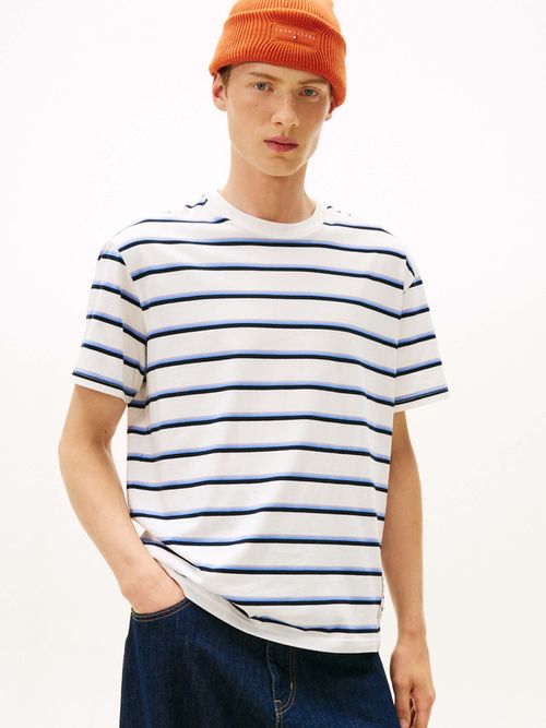 Playera-Amplia-De-Cuello-Redondo-De-Hombre-Tommy-Jeans-DM0DM22325-YBH