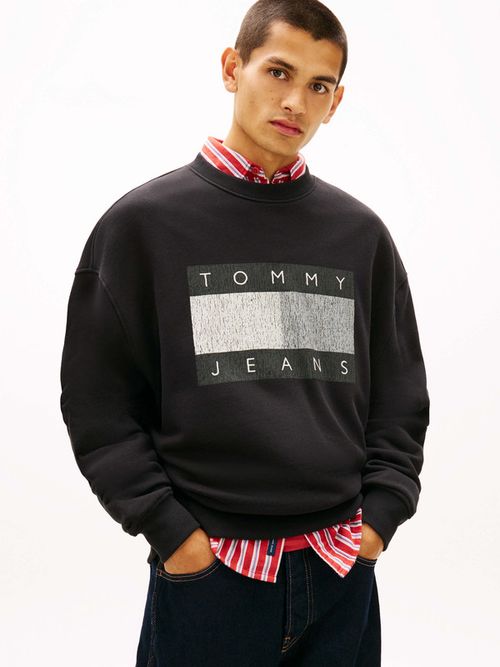 Sudadera-Con-Parche-Tonal-Del-Logo-De-Hombre-Tommy-Jeans-DM0DM22384-BDS