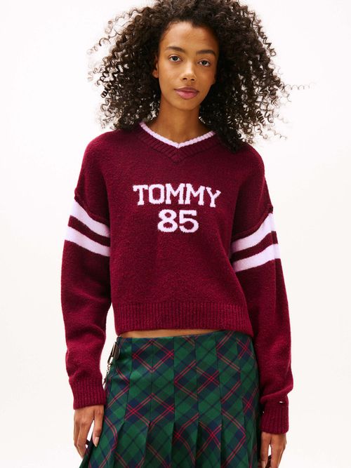 Sueter-Amplio-Con-Cuello-De-Pico-Y-Logo-De-Mujer-Tommy-Jeans-DW0DW22033-VLC