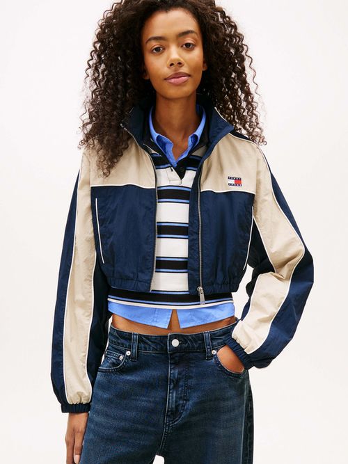 Chamarra-Color-Block-Con-Parche-De-Tommy-De-Mujer-Tommy-Jeans-DW0DW22055-C1G