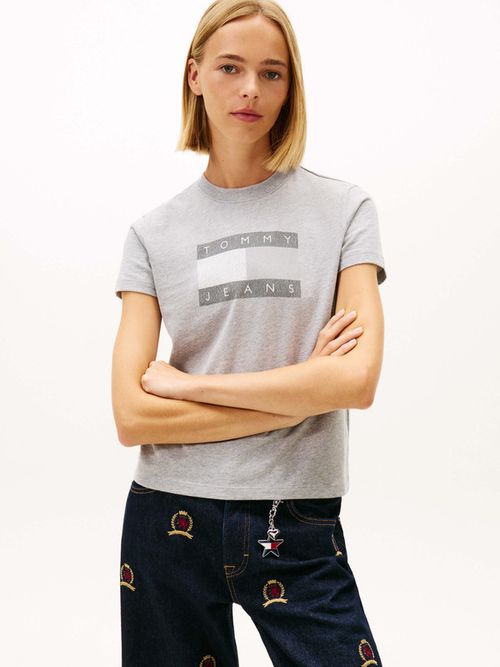 Playera-De-Punto-Con-Parche-Del-Logo-De-Mujer-Tommy-Jeans-DW0DW22562-0IR