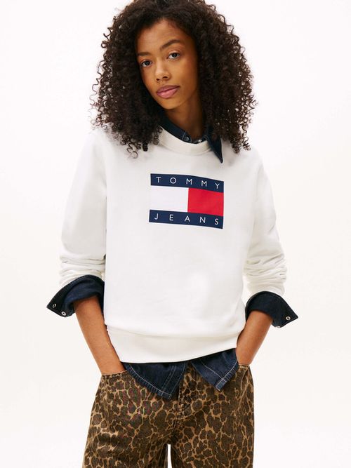 Sudadera-De-Felpa-Con-Parche-Del-Logo-De-Mujer-Tommy-Jeans-DW0DW22564-YBL