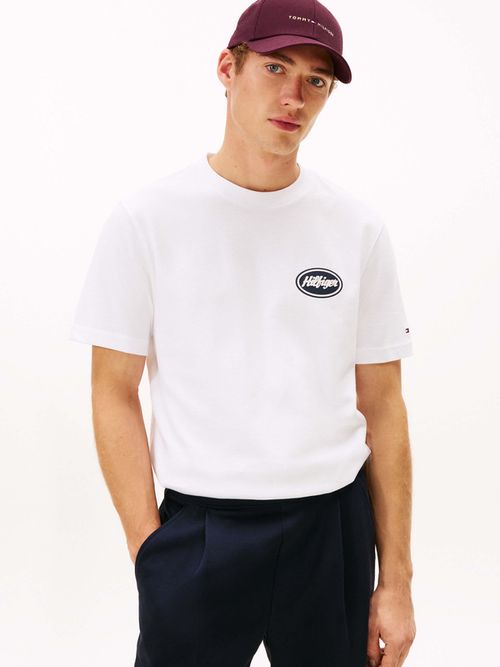 Playera-De-Corte-Amplio-Con-Grafico-Trasero-De-Hombre-Tommy-Hilfiger-MW0MW41460-YBL