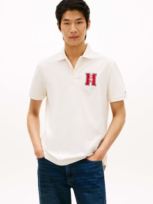 Polo-De-Punto-Pique-Con-Parche-De-Hombre-Tommy-Hilfiger-MW0MW41621-Z00