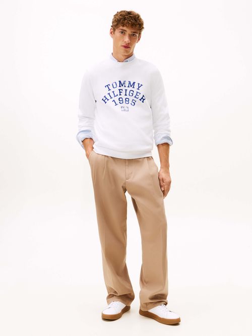 Sudadera-clasica-con-interior-suave-y-branding-MW0MW41426-YBR