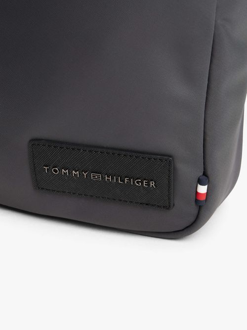 Bandolera-Reporter-Con-Parche-De-Hombre-Tommy-Hilfiger-AM0AM14009-PSM