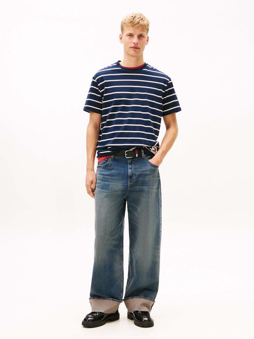 Playera-Amplia-De-Cuello-Redondo-De-Hombre-Tommy-Jeans-DM0DM22325-C1G