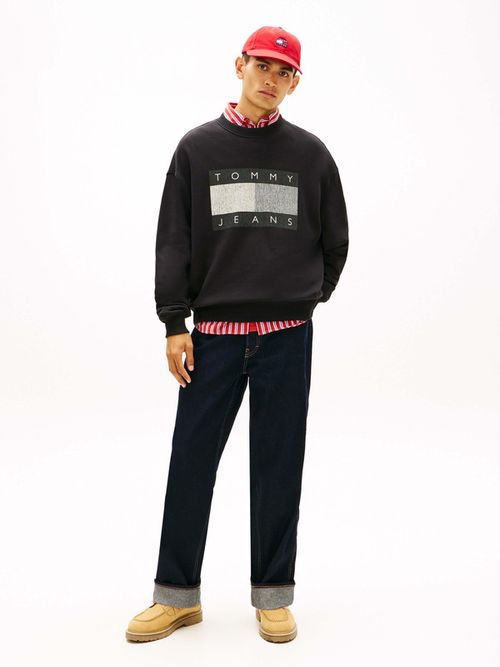 Sudadera-Con-Parche-Tonal-Del-Logo-De-Hombre-Tommy-Jeans-DM0DM22384-BDS