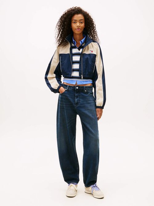 Chamarra-Color-Block-Con-Parche-De-Tommy-De-Mujer-Tommy-Jeans-DW0DW22055-C1G