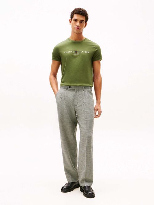 Playera-De-Punto-Con-Corte-Slim-Y-Logo-De-Hombre-Tommy-Hilfiger-MW0MW11797-L01