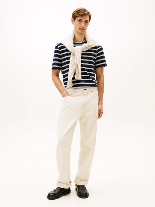 Playera-De-Rayas-Con-Cuello-Redondo-De-Hombre-Tommy-Hilfiger-MW0MW41378-0A5