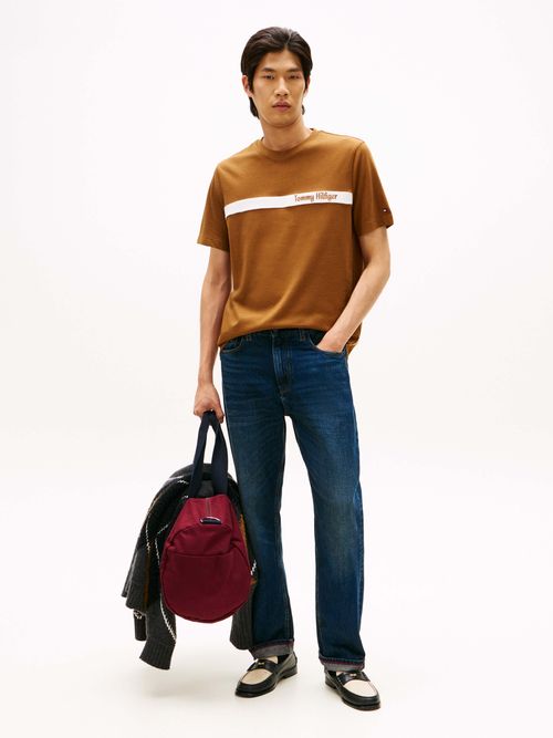 Playera-comoda-de-algodon-con-logo-iconico-para-uso-diario-MW0MW41765-GWP
