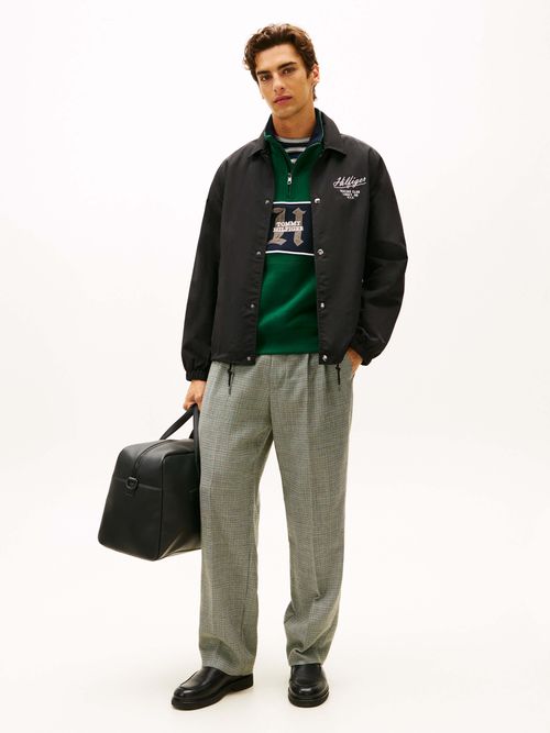 Chamarra-funcional-con-diseno-clasico-y-branding-iconico-MW0MW41871-BDS