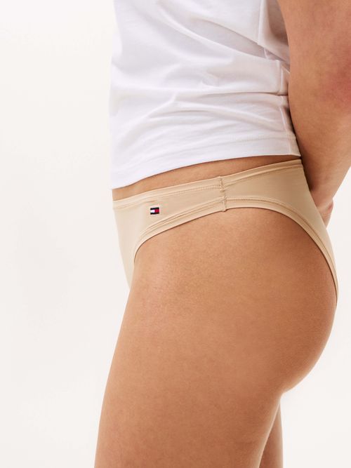 Panties-suaves-y-elasticas-con-cintura-de-logo-para-uso-diario-UW0UW06047-TRY