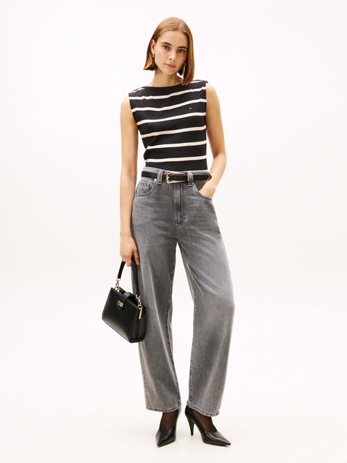 Playera-esencial-de-algodon-con-logo-iconico-y-corte-comodo-WW0WW47807-0AU