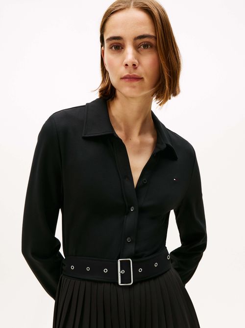 Vestido-femenino-y-moderno-con-detalles-distintivos-de-la-marca-WW0WW48398-BDS