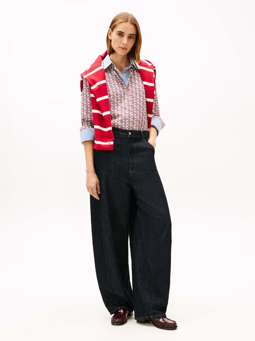 Camisa-elegante-y-versatil-con-cuello-camisero-y-botones-completos-WW0WW49481-0K4