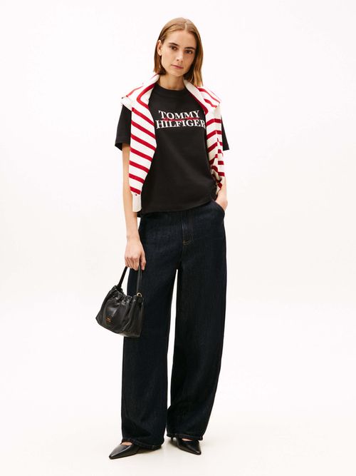 Playera-Classic-Amplia-Con-Logo-Flocado-De-Mujer-Tommy-Hilfiger-WW0WW47884-BDS