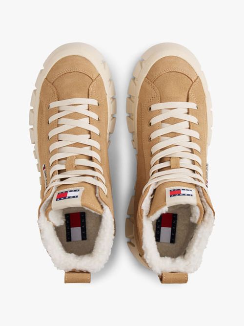 Tenis-de-ante-con-interior-calido-de-mujer-Tommy-Jeans-EN0EN02894-RBH