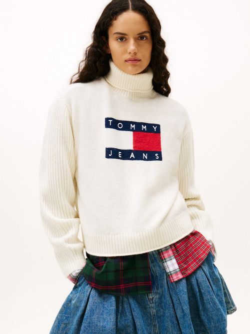 Sueter-De-Cuello-Cisne-Con-Logo-De-Intarsia-De-Mujer-Tommy-Jeans-DW0DW22108-YBH