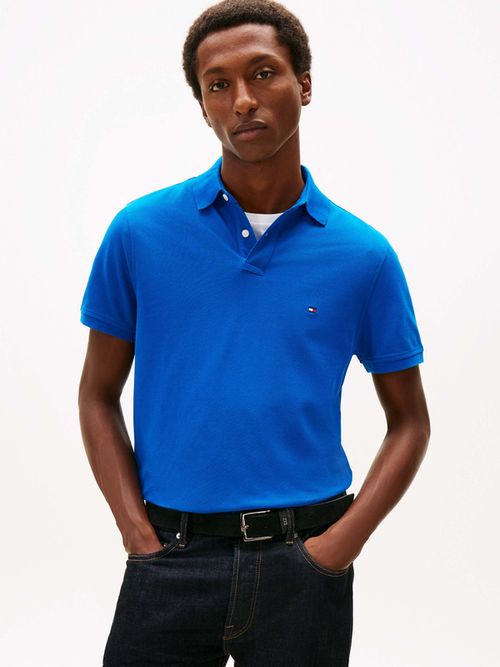 Polo-Clasico-Con-Tapeta-Y-Logo-Ideal-Para-Un-Look-Smart-Casual-De-Hombre-Tommy-Hilfiger-MW0MW32346-C3D